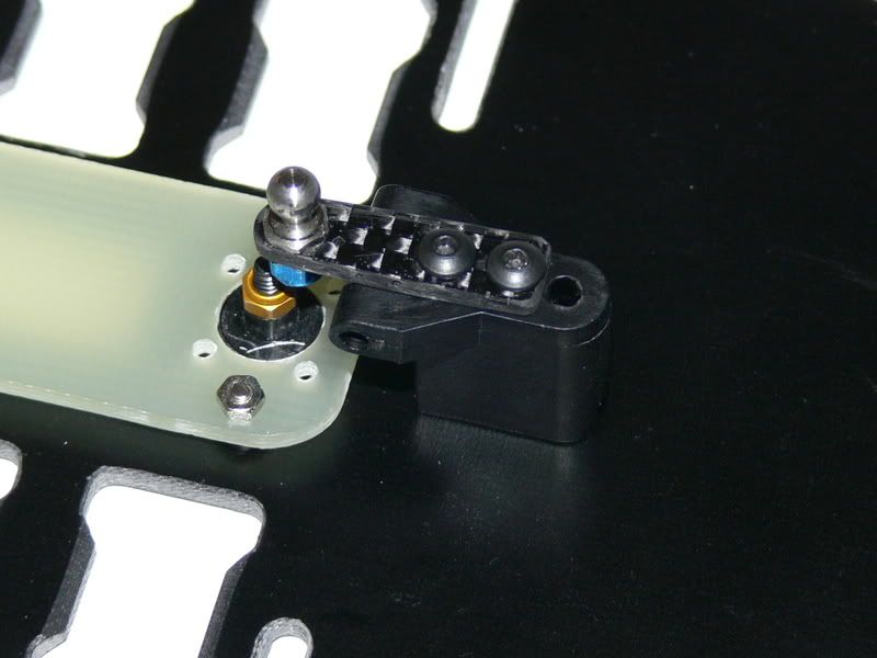 Shockantennamount001.jpg