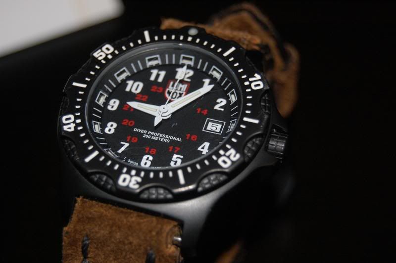 luminox series 8400