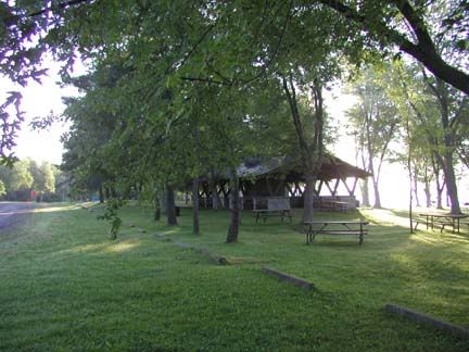 rideaupark2.jpg
