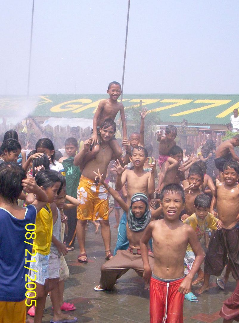 Image hosted by Photobucket.com