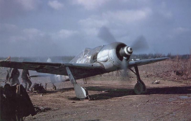 Fw_190_A-8_zpse4613f34.jpg