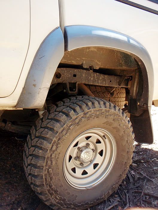 2000 HILUX SR5 Turbo Diesel 500000kms+ old, and still going strong.