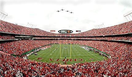 arrowhead stadium shape