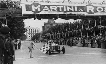 Carrera inagural en Montjuic. Gran Premio Penya Rhin 1934