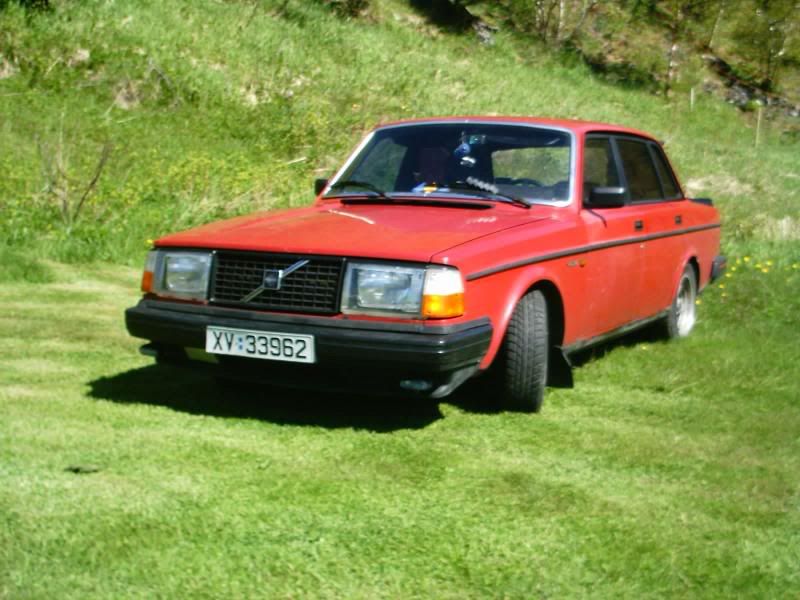 minvolvo2405.jpg