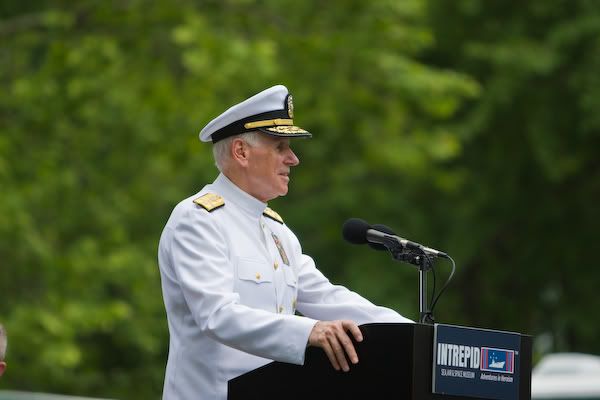 IMAGE: http://img.photobucket.com/albums/v302/jargaguy/20070528-_MG_3443.jpg