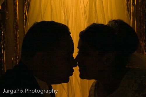 IMAGE: http://img.photobucket.com/albums/v302/jargaguy/LuisCindy-489.jpg