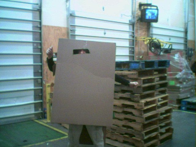 [http://img.photobucket.com/albums/v303/cazor/d7f2bfccc52b.jpg]