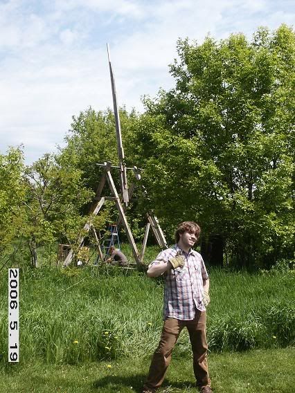 [http://img.photobucket.com/albums/v303/cazor/trebuchet/Picture3613.jpg]