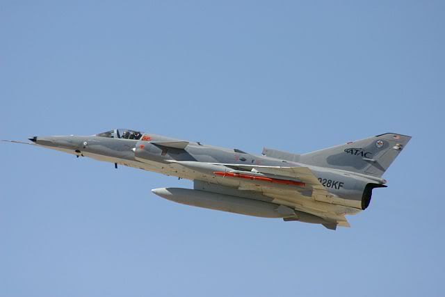 http://img.photobucket.com/albums/v304/KJOYCE1026/Military%20Jets/IMG_0828.jpg