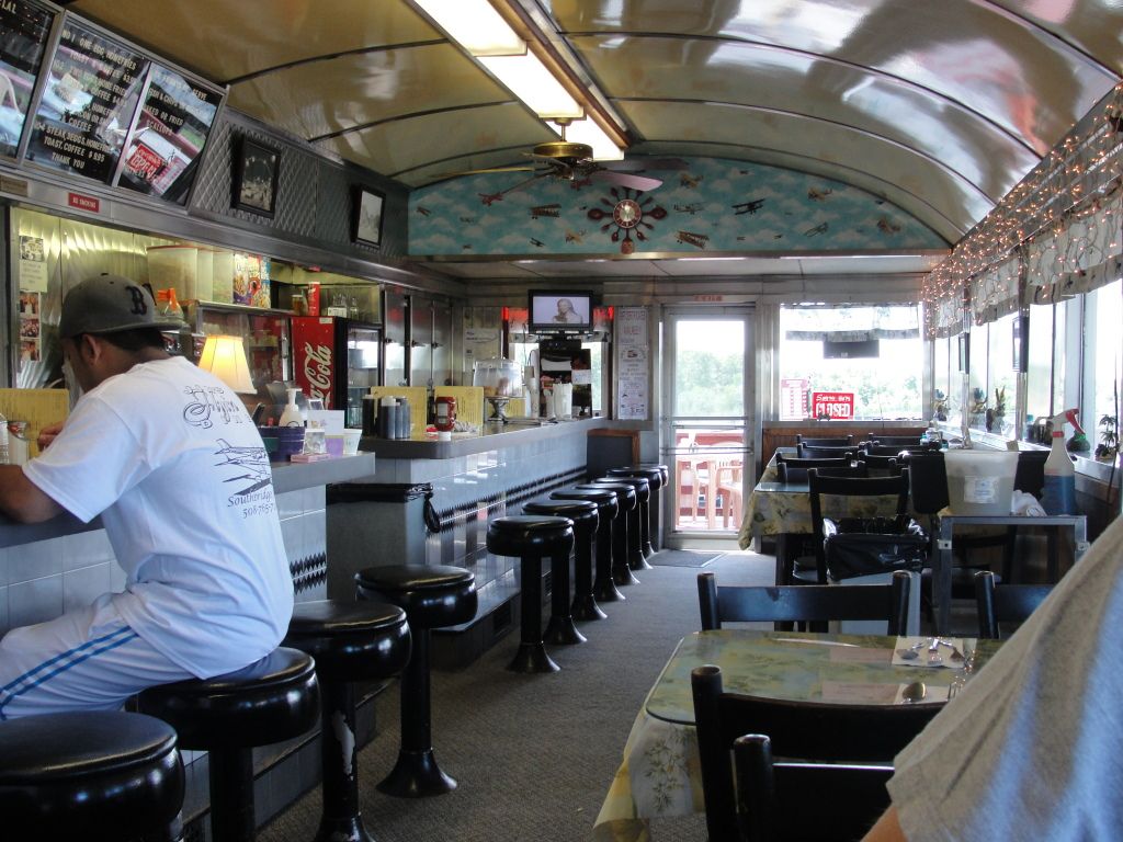 20126-16BREAKFASTTRAILER19.jpg