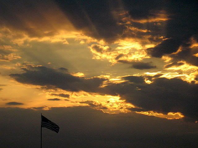 sunsetflag006.jpg