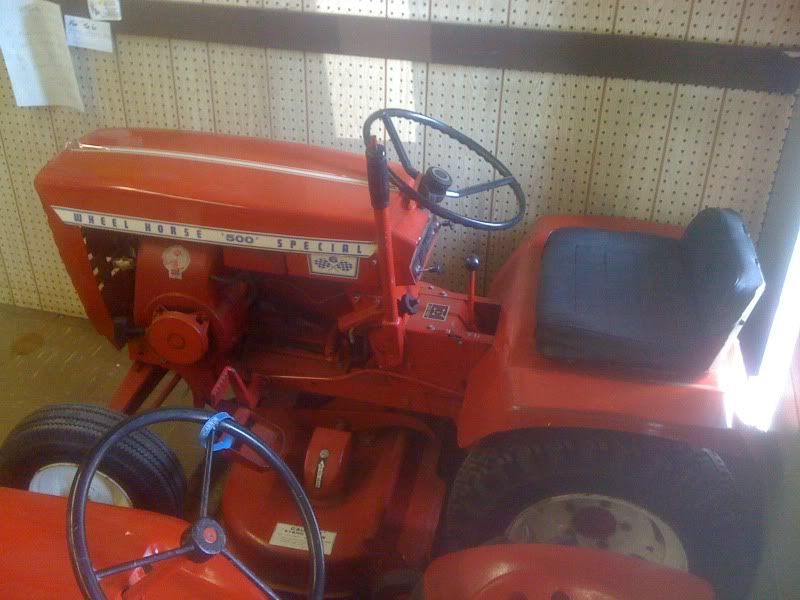 Wheelhorse and the Indy 500 Wheel Horse Tractors RedSquare Wheel