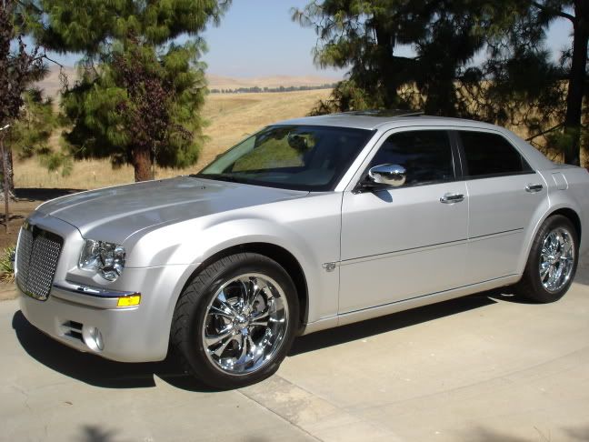 Chrysler 300 17 inch wheels #5