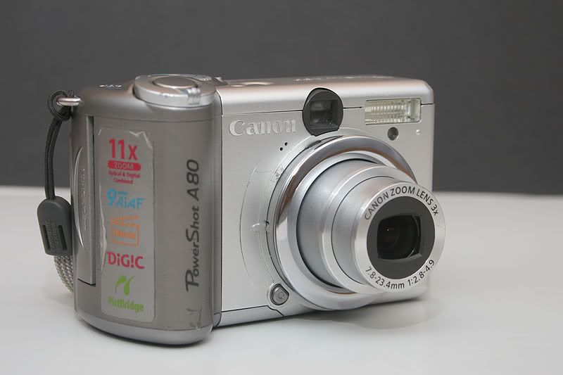 IMAGE: http://img.photobucket.com/albums/v31/Moppie/A80inlighttent.jpg