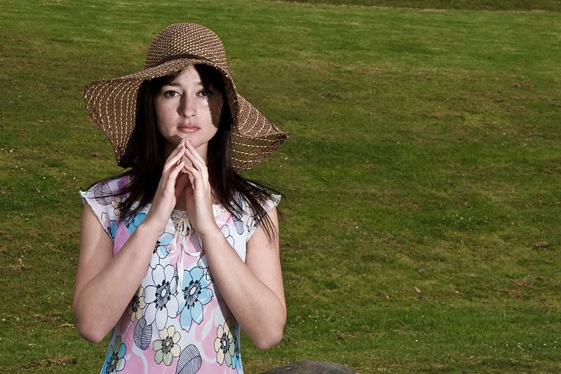 IMAGE: http://img.photobucket.com/albums/v31/Moppie/IMG_9086-Editcopy.jpg