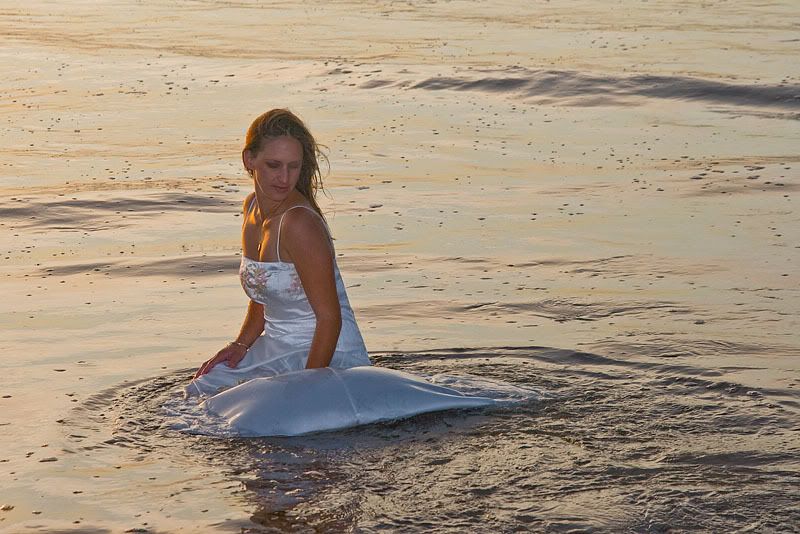 IMAGE: http://img.photobucket.com/albums/v31/Moppie/IMG_9656-Edit.jpg