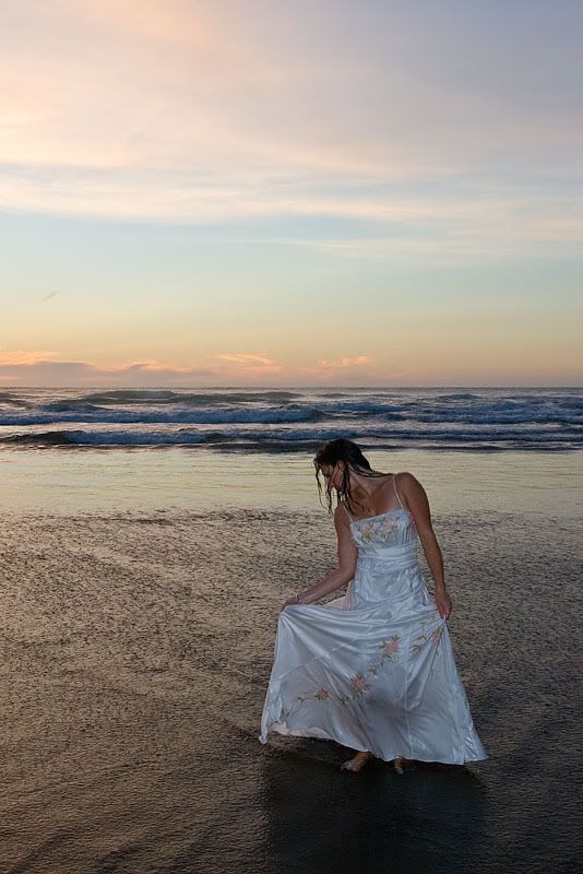 IMAGE: http://img.photobucket.com/albums/v31/Moppie/IMG_9705-Edit.jpg