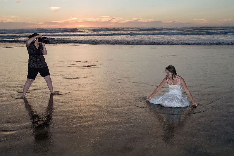 IMAGE: http://img.photobucket.com/albums/v31/Moppie/IMG_9708-Edit.jpg