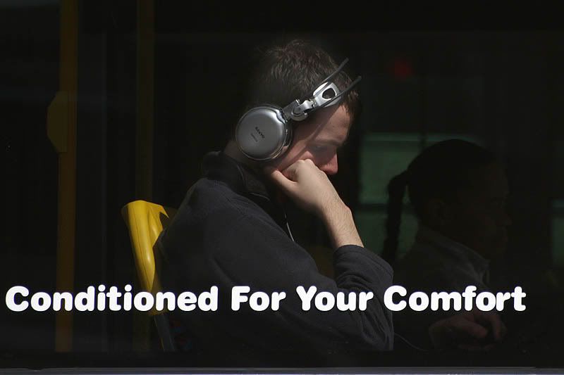 IMAGE: http://img.photobucket.com/albums/v31/Moppie/airconditioned.jpg