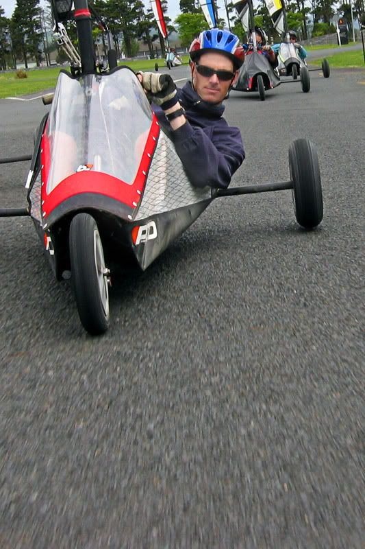 IMAGE: http://img.photobucket.com/albums/v31/Moppie/blokart.jpg