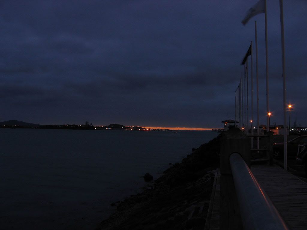 IMAGE: http://img.photobucket.com/albums/v31/Moppie/gkpeno1.jpg