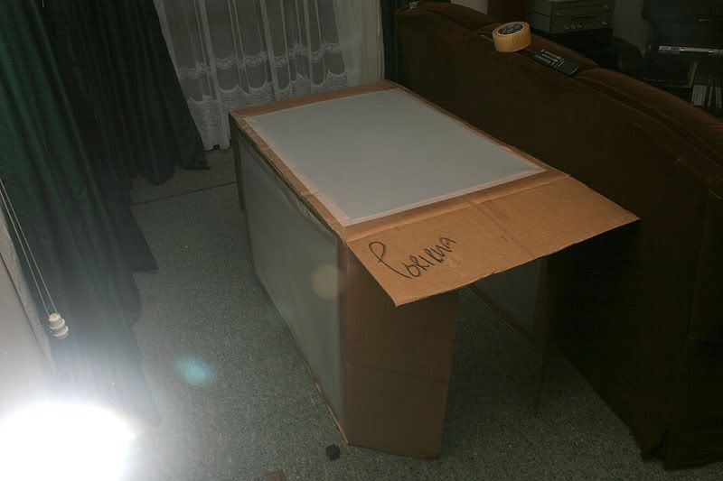 IMAGE: http://img.photobucket.com/albums/v31/Moppie/lighttent2.jpg