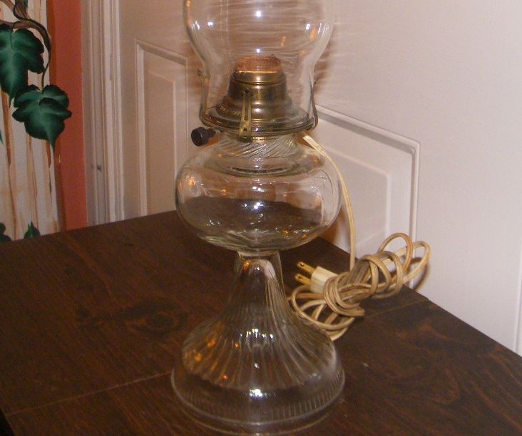 ... Antique Ribbed Glass Oil Lamp Electric Light | Best Antique Lamps