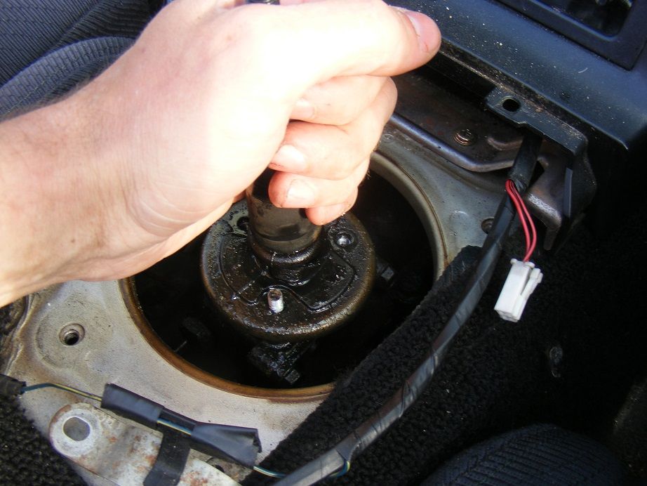 Guide Replacing Shift Boots Mazda MX5 Miata