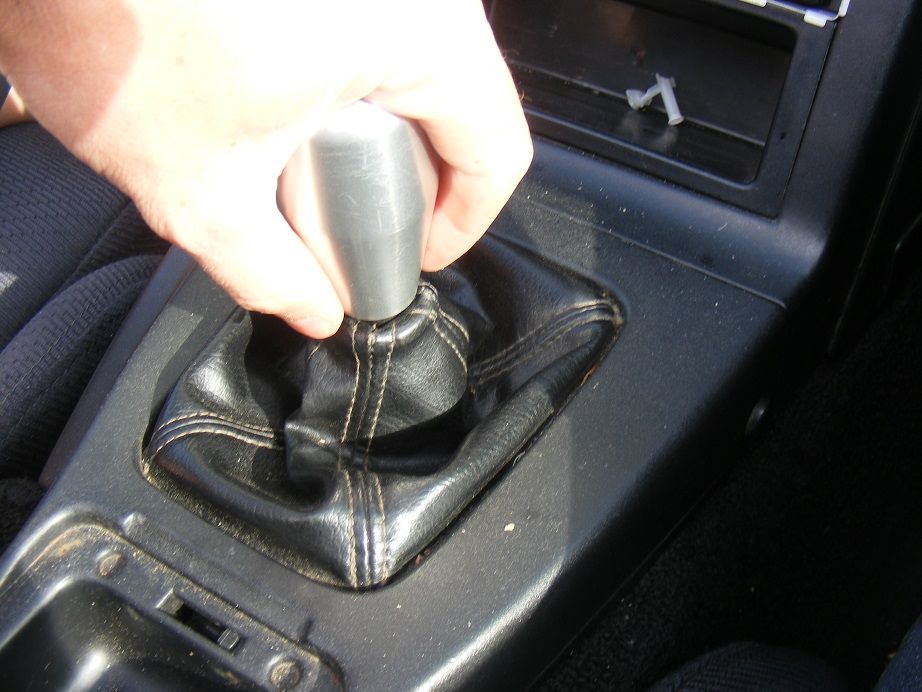 Guide Replacing Shift Boots Mazda MX5 Miata