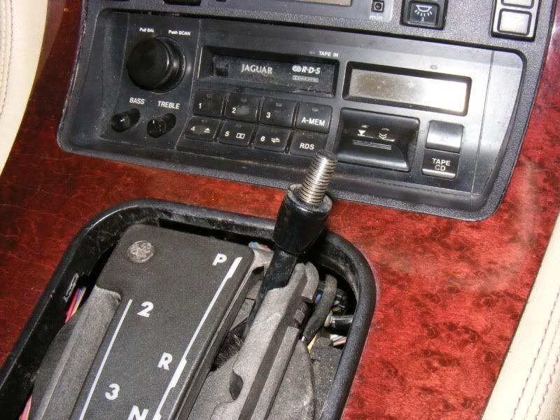 Jaguar XJ40 GUIDE to Adjusting your Inhibitor Switch Jaguar Forum