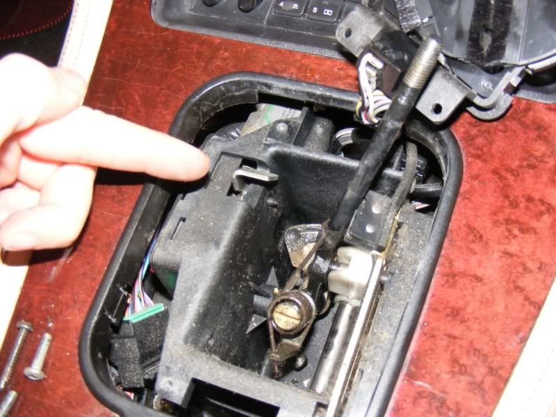 Jaguar XJ40 GUIDE to Adjusting your Inhibitor Switch