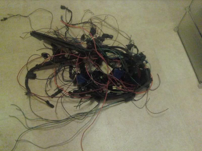 excesswiring.jpg