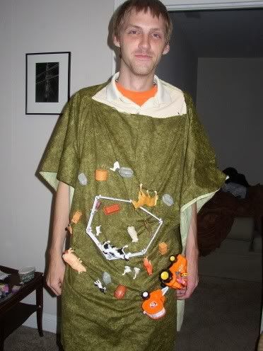 http://img.photobucket.com/albums/v313/nollpost/funny%20pictures/bad%20halloween%20costumes/badfarmcostume.jpg