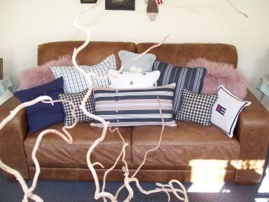 couch1.jpg