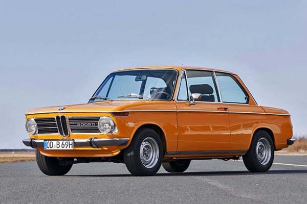BMW2002_zpsbbe505ad.jpg