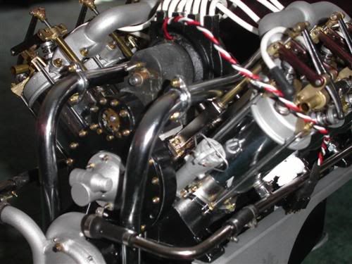 http://img.photobucket.com/albums/v317/ZRX61/Engines015.jpg