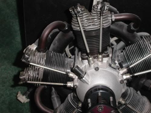 http://img.photobucket.com/albums/v317/ZRX61/Engines019.jpg