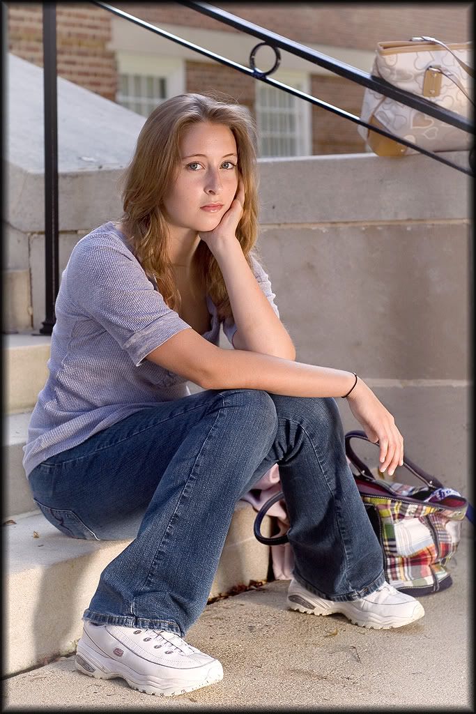 IMAGE: http://img.photobucket.com/albums/v319/Cyrix_2k/kelly3.jpg
