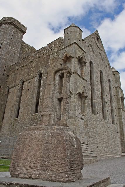 IMAGE: http://img.photobucket.com/albums/v319/troyer16/Picture590roc.jpg