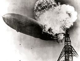 IMAGE(http://img.photobucket.com/albums/v32/captainwhitebread/260px-Hindenburg_burning.jpg)