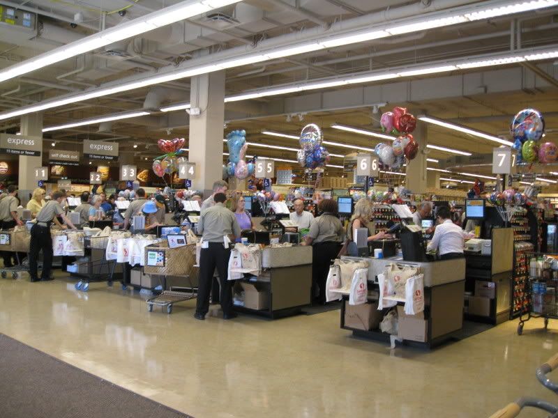 In with the New A Tour of the New Downtown Bellevue Safeway The