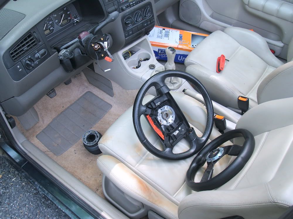 HELP!!! (aftermarket steering wheel problem) VW Vortex Volkswagen Forum