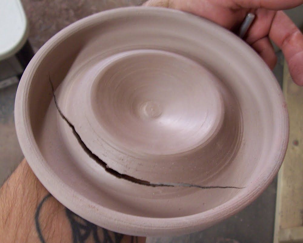 cracked pot, cracked ceramics photo crack4BIG_zps8ed14ad3.jpg