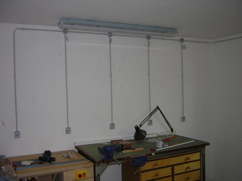 Shed wiring, cables in the walls or in conduit? : Projects, workshop