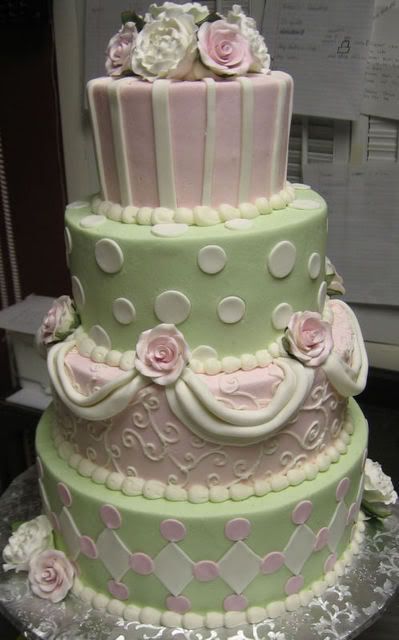 green pink round wedding cake