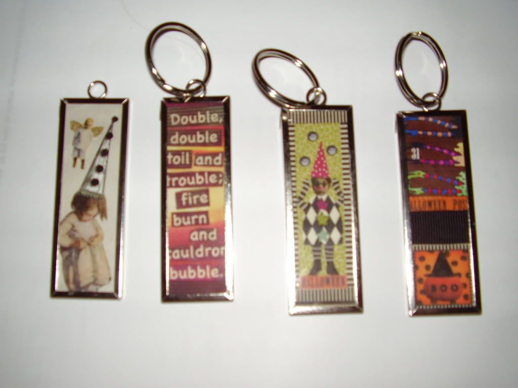 4 Keychains