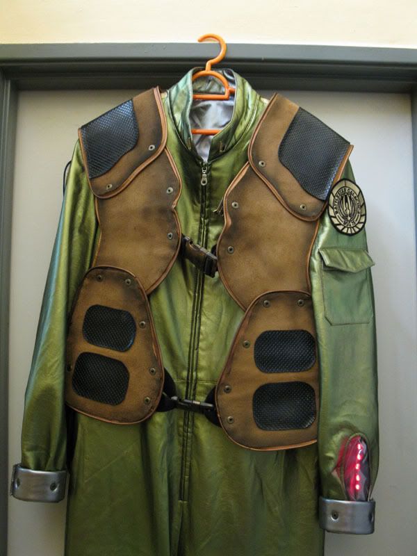 flightsuit3.jpg