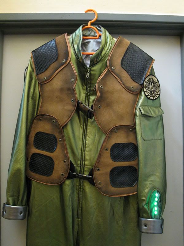 flightsuit4.jpg