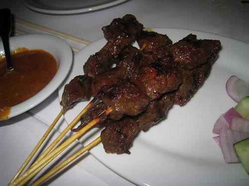 Beef Satay w/ Peanut Sauce